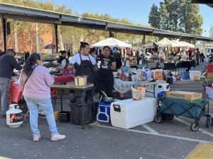 Loara High Hosts a Thriving Community Garage Sale and Pop-Up Market